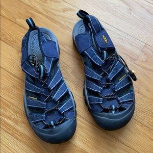 Keen size 8.5 Sandals